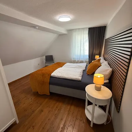 Holiday home Fuer Familientreffen Mit Grossem Garten, 4 Schlafzimmer, 2 Baeder, Parkplaetze